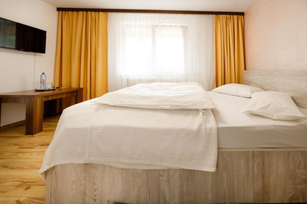La Coltul Castelului Bran Boutique Hotel Bagian luar foto
