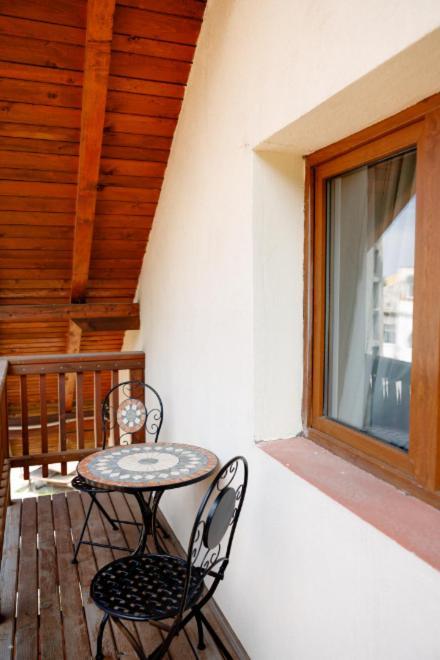 La Coltul Castelului Bran Boutique Hotel Bagian luar foto