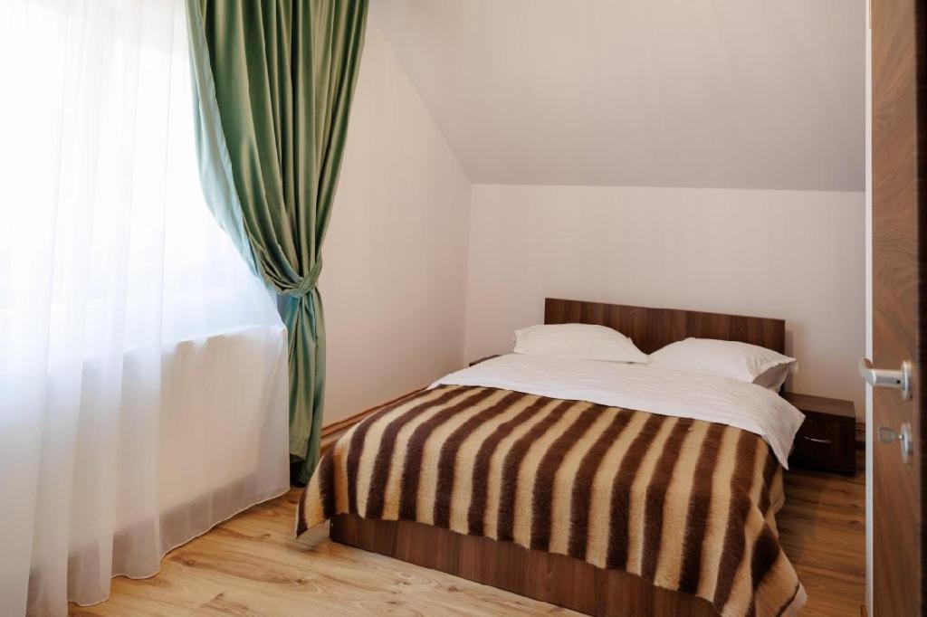 La Coltul Castelului Bran Boutique Hotel Bagian luar foto