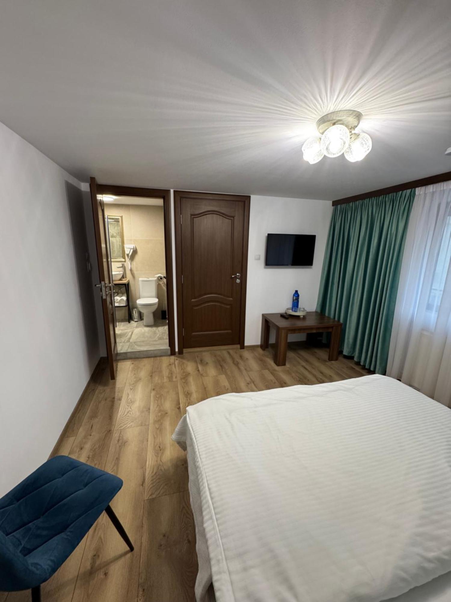 La Coltul Castelului Bran Boutique Hotel Bagian luar foto