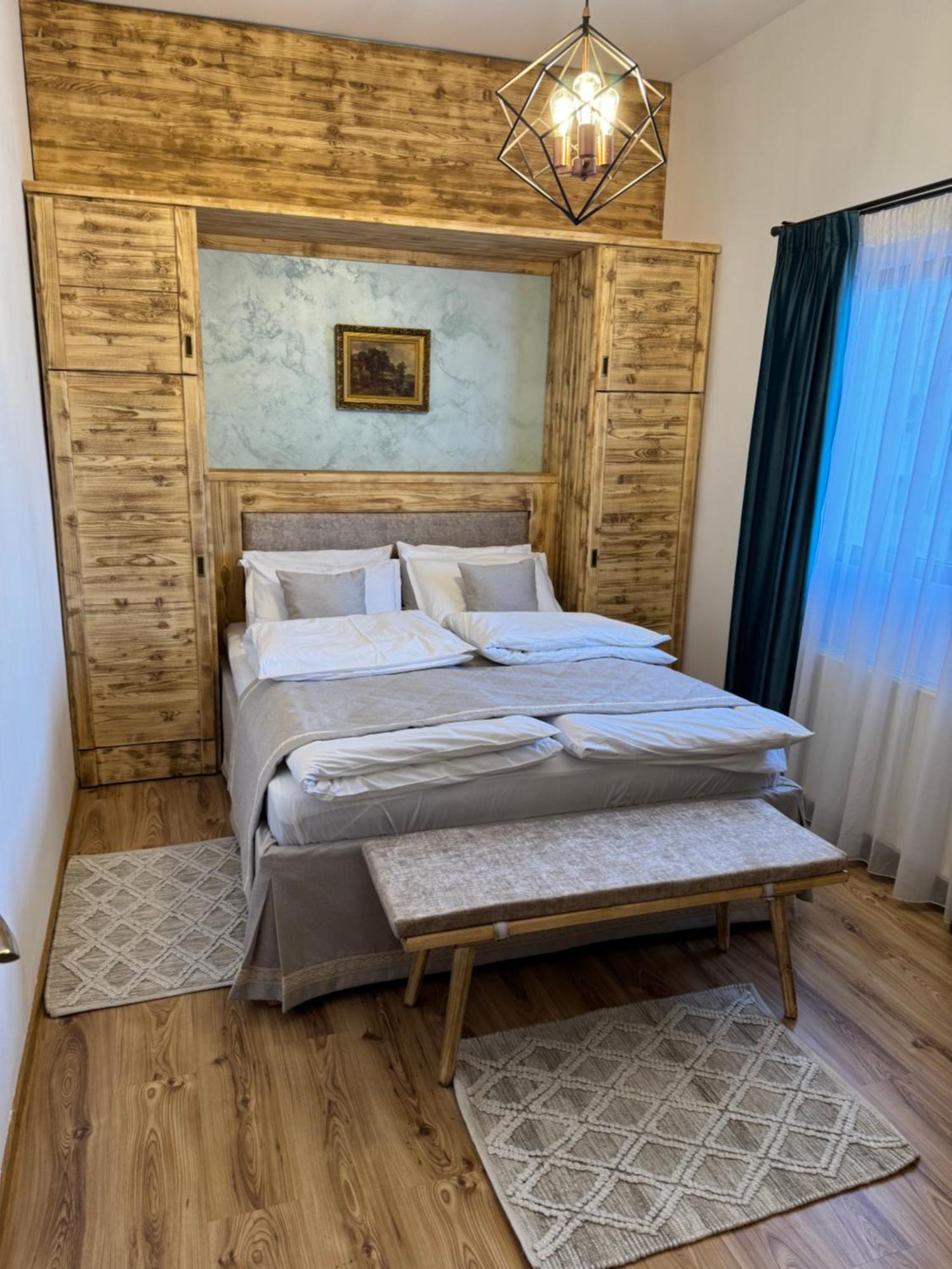 La Coltul Castelului Bran Boutique Hotel Bagian luar foto