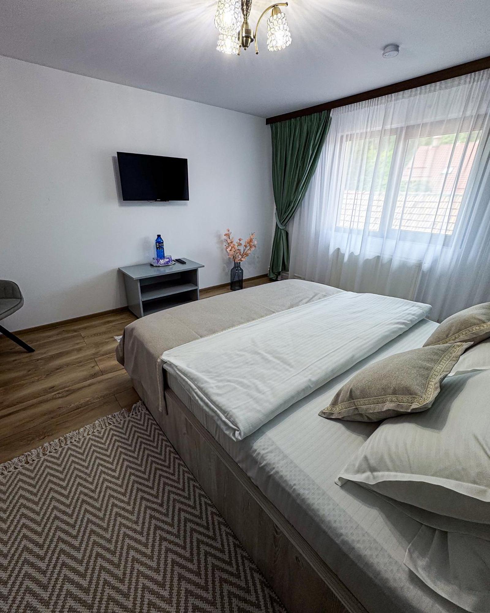 La Coltul Castelului Bran Boutique Hotel Bagian luar foto