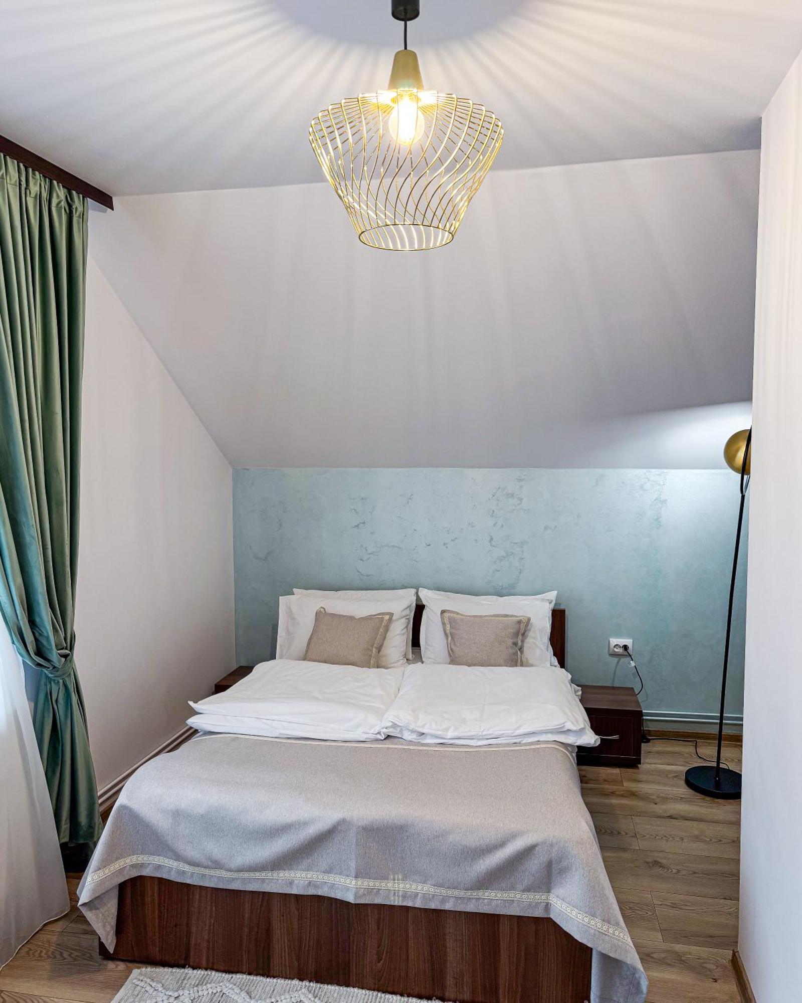 La Coltul Castelului Bran Boutique Hotel Bagian luar foto